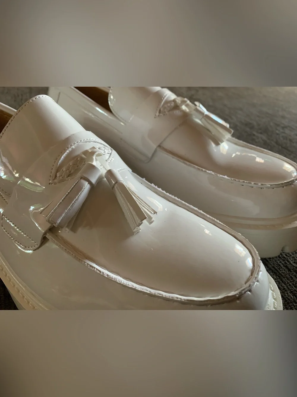 N/A stylish white